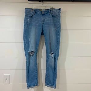 Old Navy sweetheart distressed jeans size 14R